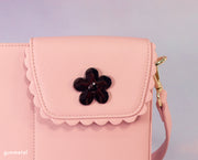 Daisy purse charm